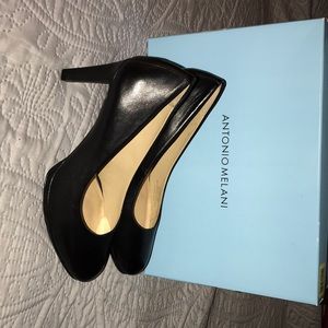 Women’s Shoes - Black Leather -size 6.5 M